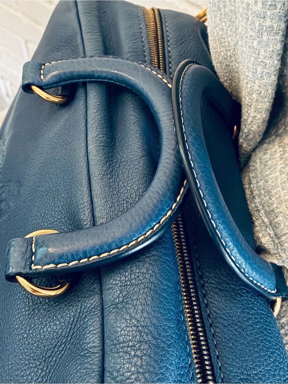 💙 PRADA Vitello Daino Bauletto Satchel Crossbody Bag Blue Very Chic EUC - Picture 11 of 17